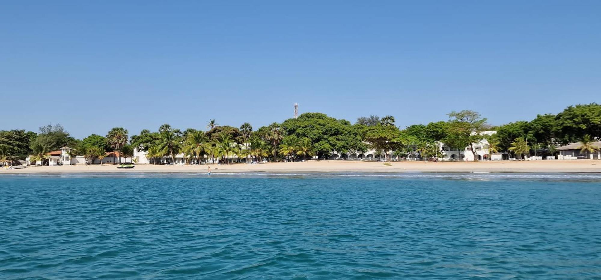 Lucky Beach Resort Triquinimale Exterior foto