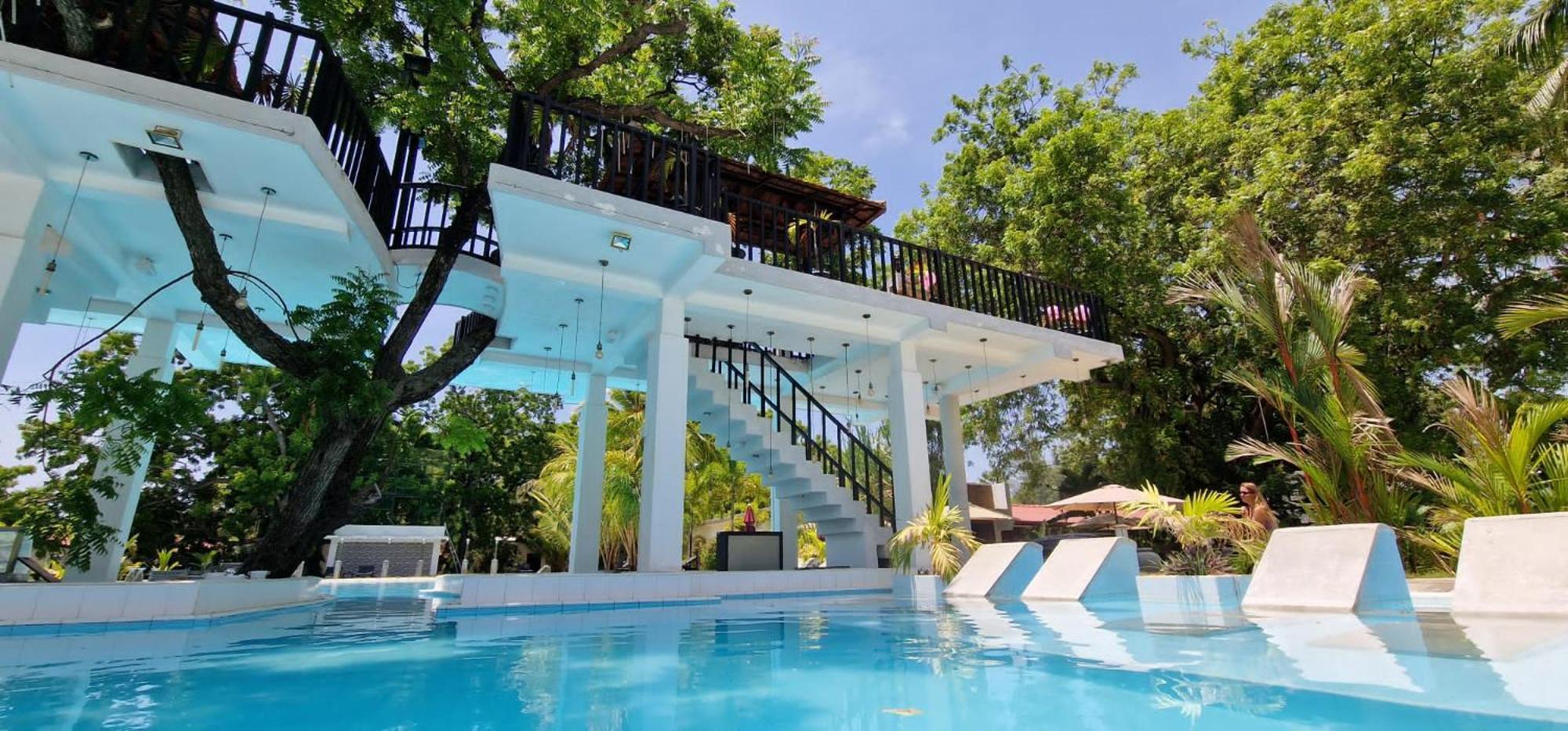 Lucky Beach Resort Triquinimale Exterior foto